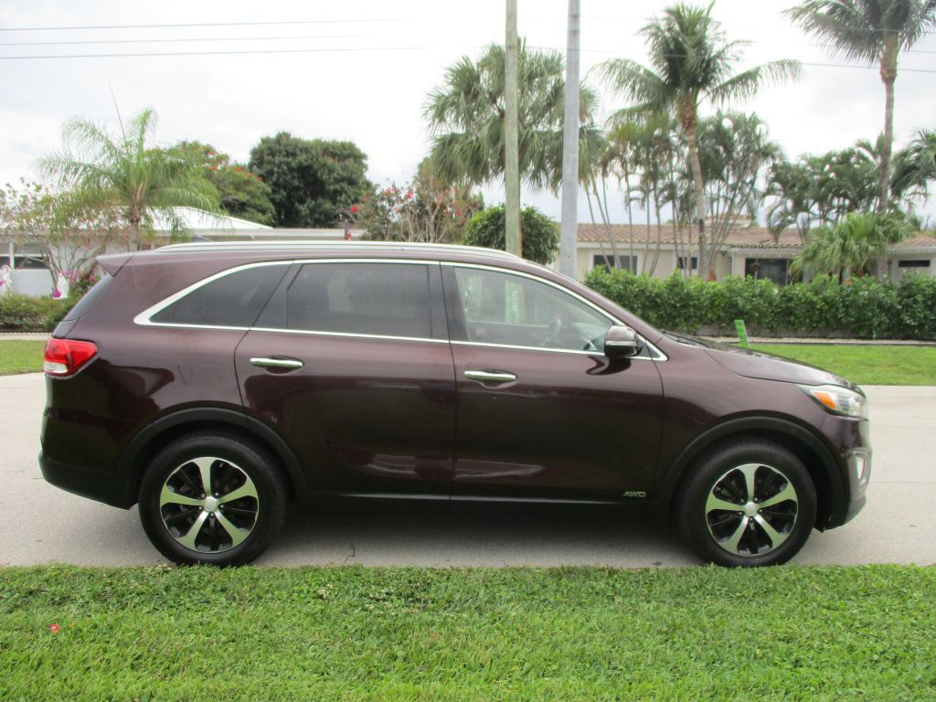 2016 Kia Sorento Image 8