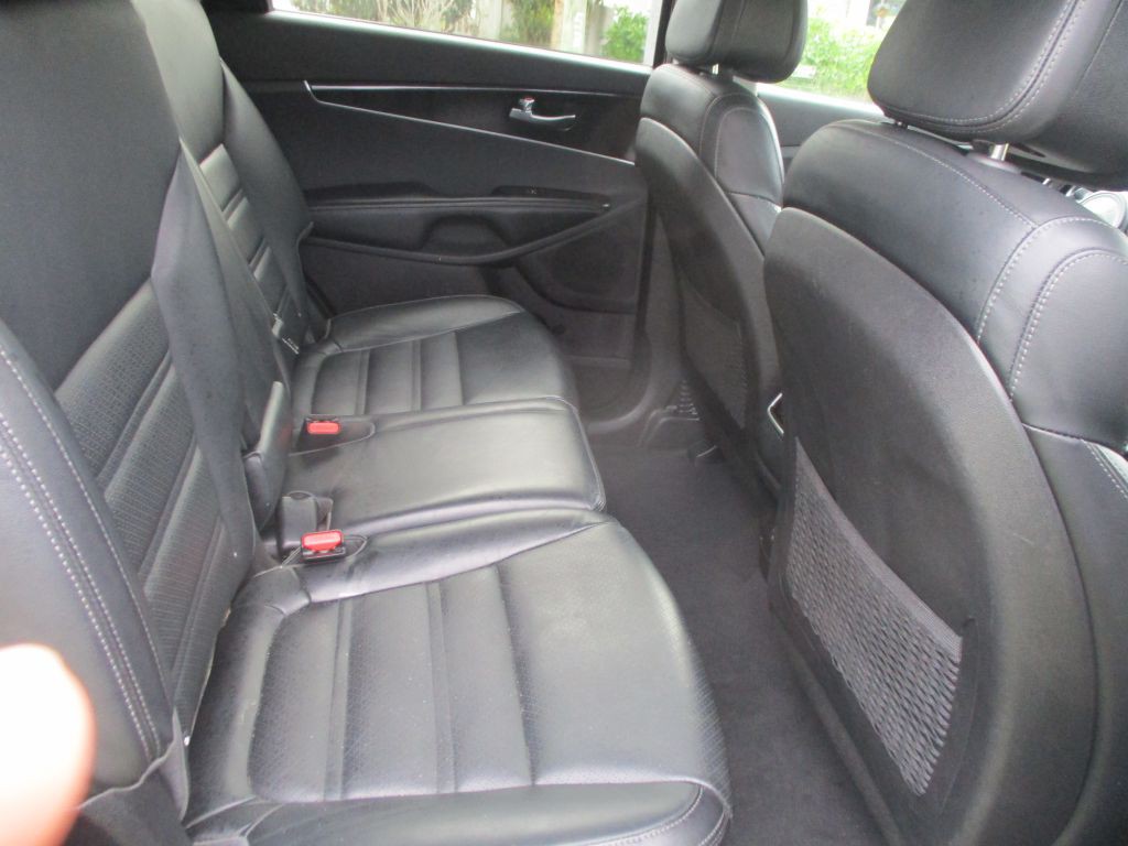 2016 Kia Sorento Image 10