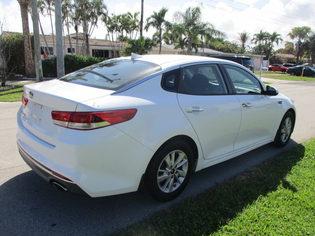 2016 Kia Optima Image 6