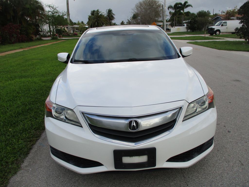 2014 Acura ILX Image 2