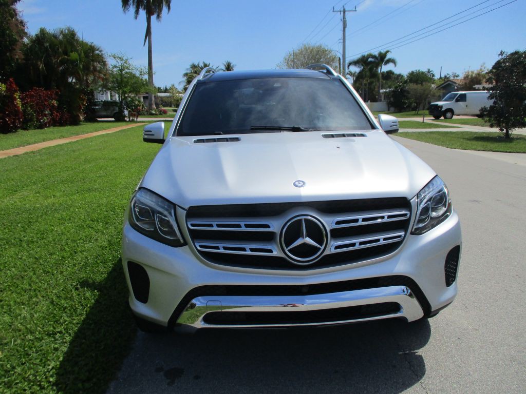 2017 Mercedes-Benz GLS-Class Image 2