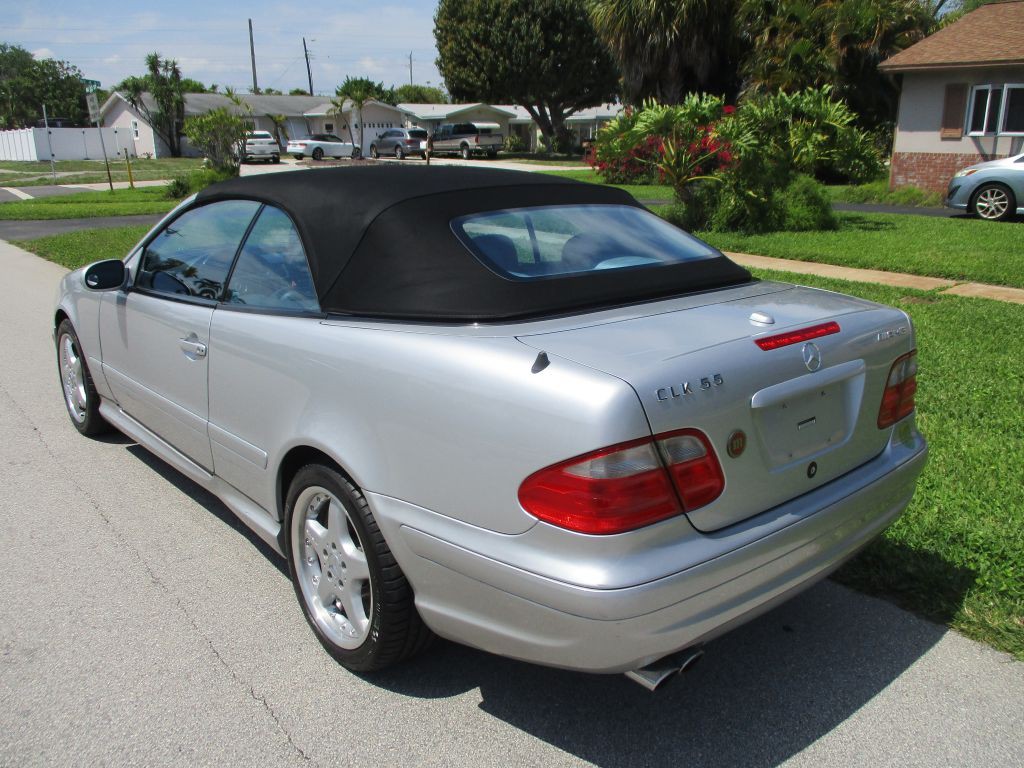 2002 Mercedes-Benz CLK-Class Image 4