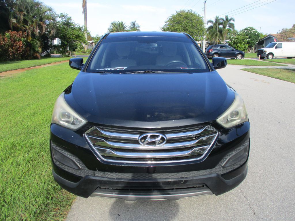 2013 Hyundai Santa Fe Sport Image 2