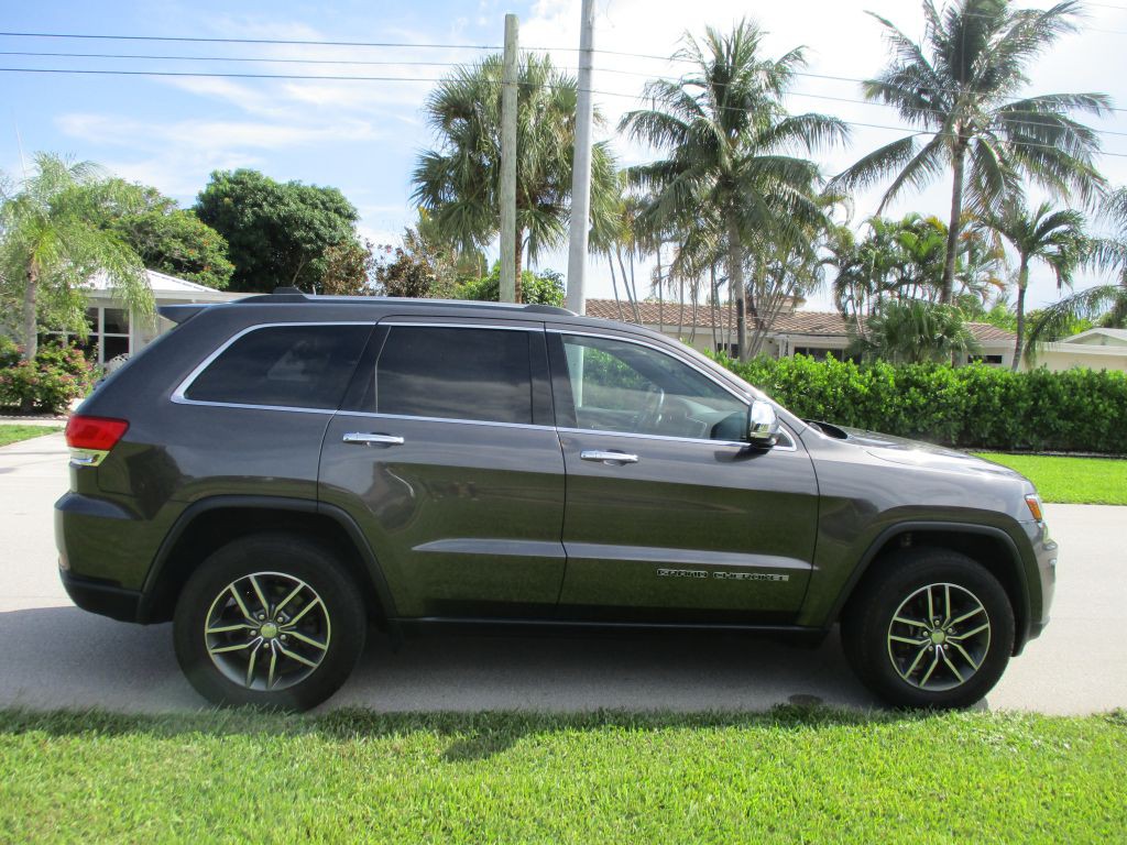 2017 Jeep Grand Cherokee Image 7