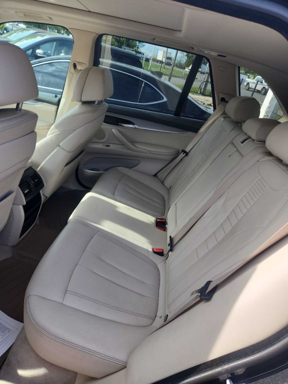 2015 BMW X5 Image 9