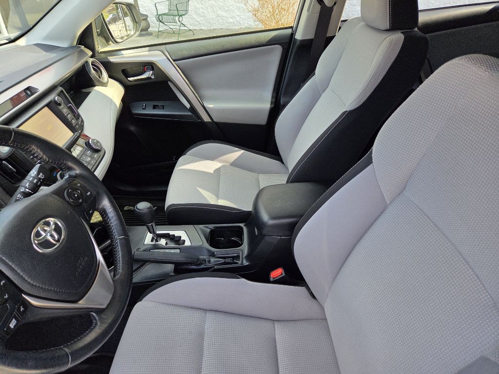 2018 Toyota Rav4 Image 10