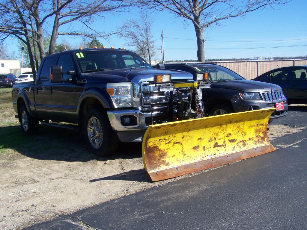 2011 Ford F-250 Image 1