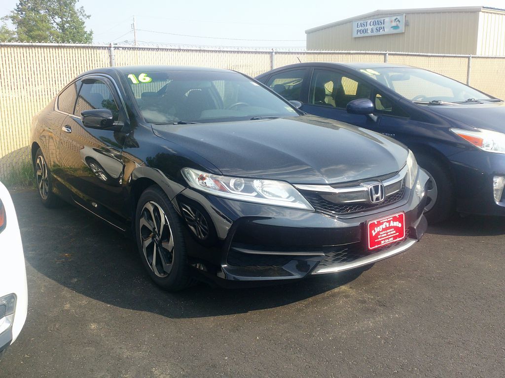 2016 Honda Accord Image 1