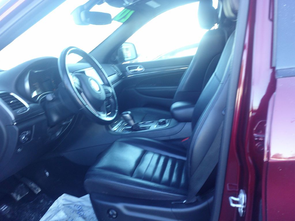 2020 Jeep Grand Cherokee Image 2