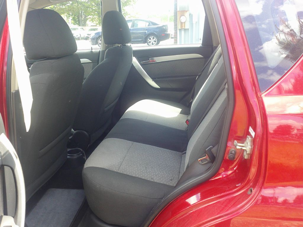 2010 Chevrolet Aveo Image 3