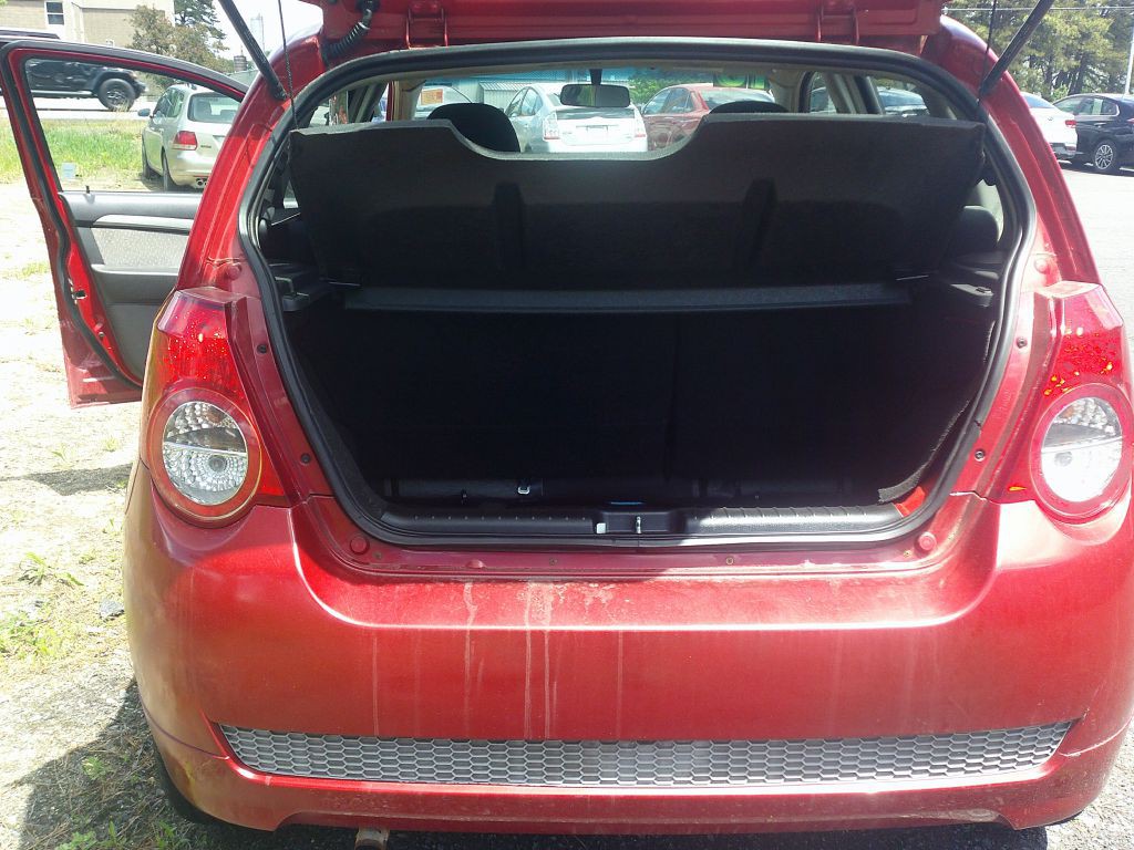 2010 Chevrolet Aveo Image 4