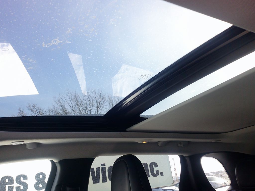 2019 Jeep Cherokee Image 3