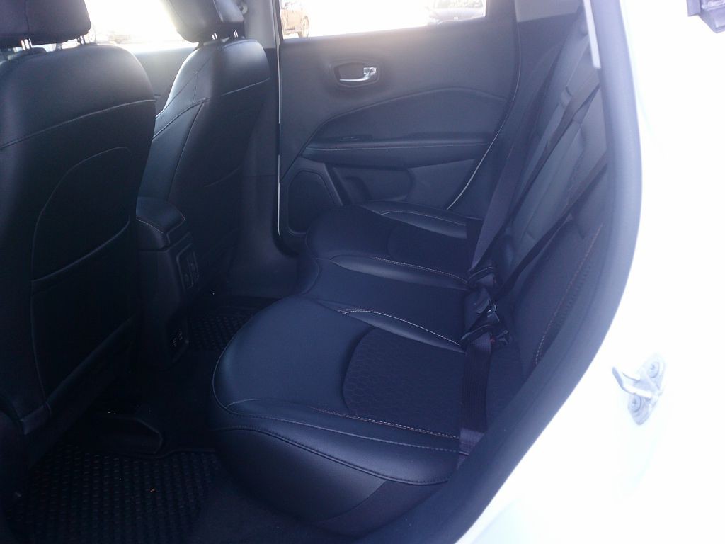 2019 Jeep Compass Image 3