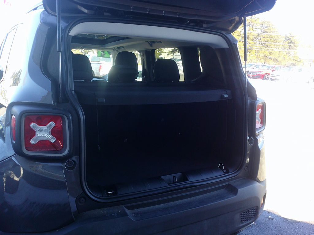 2021 Jeep Renegade Image 5