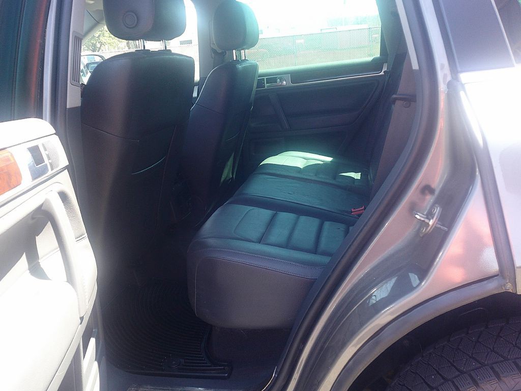 2009 Volkswagen Touareg Image 4