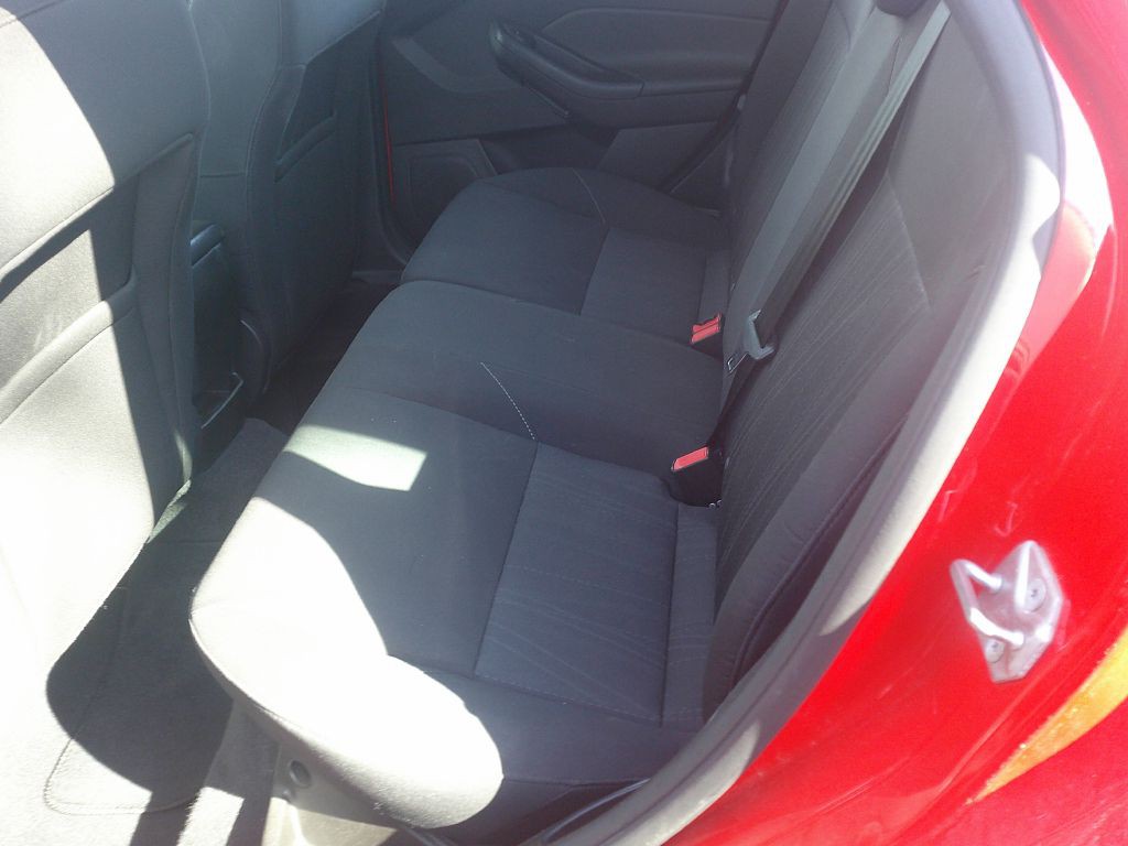 2016 Ford Focus Image 3