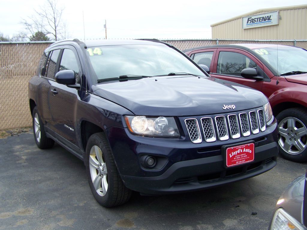 2014 Jeep Compass Image 1