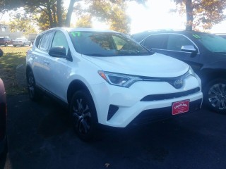 Image for 2017 Toyota Rav4 LE ID: 7732135