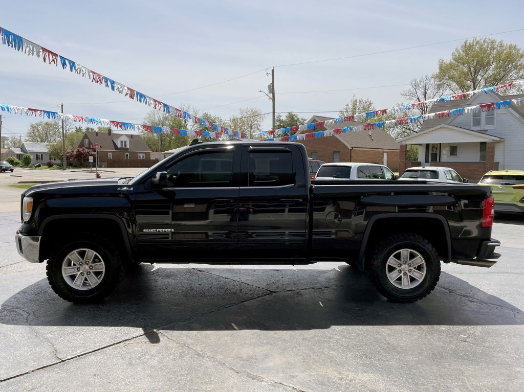 2015 GMC Sierra Image 4