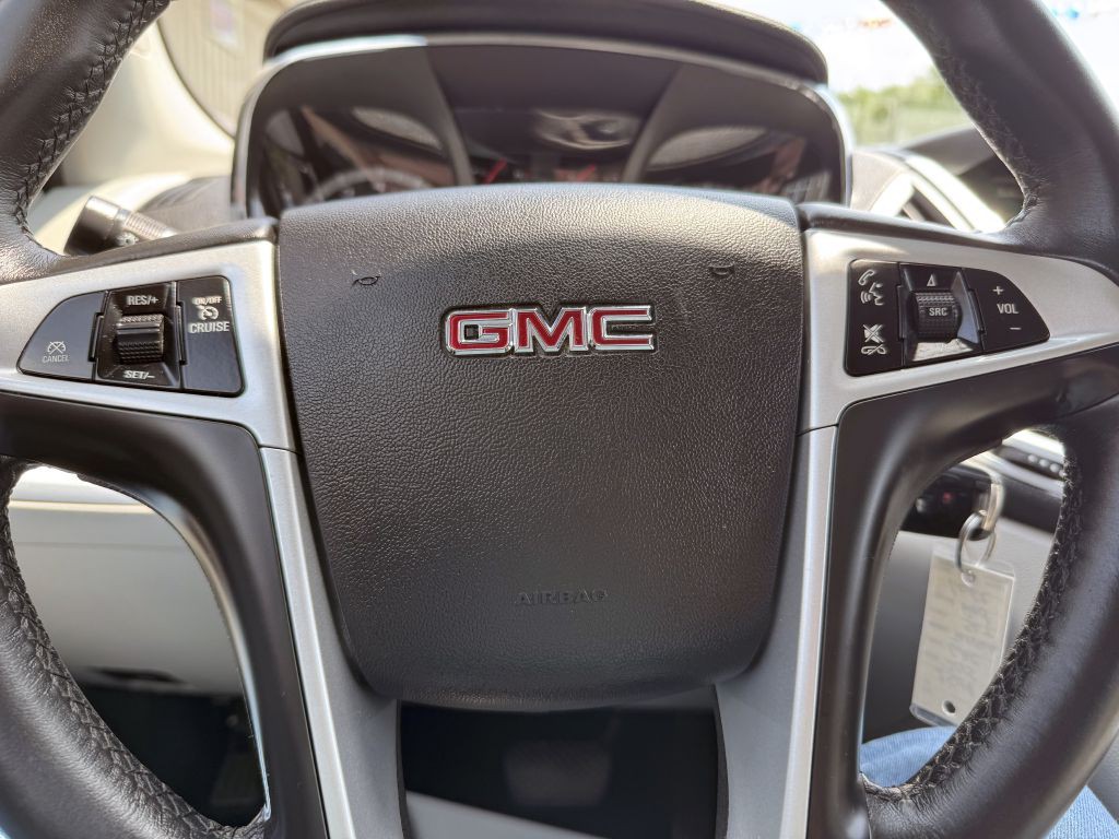 2015 GMC Terrain Image 14
