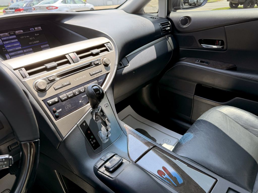 2015 Lexus RX Image 16