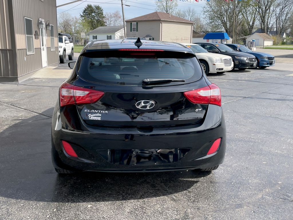 2013 Hyundai Elantra Image 7