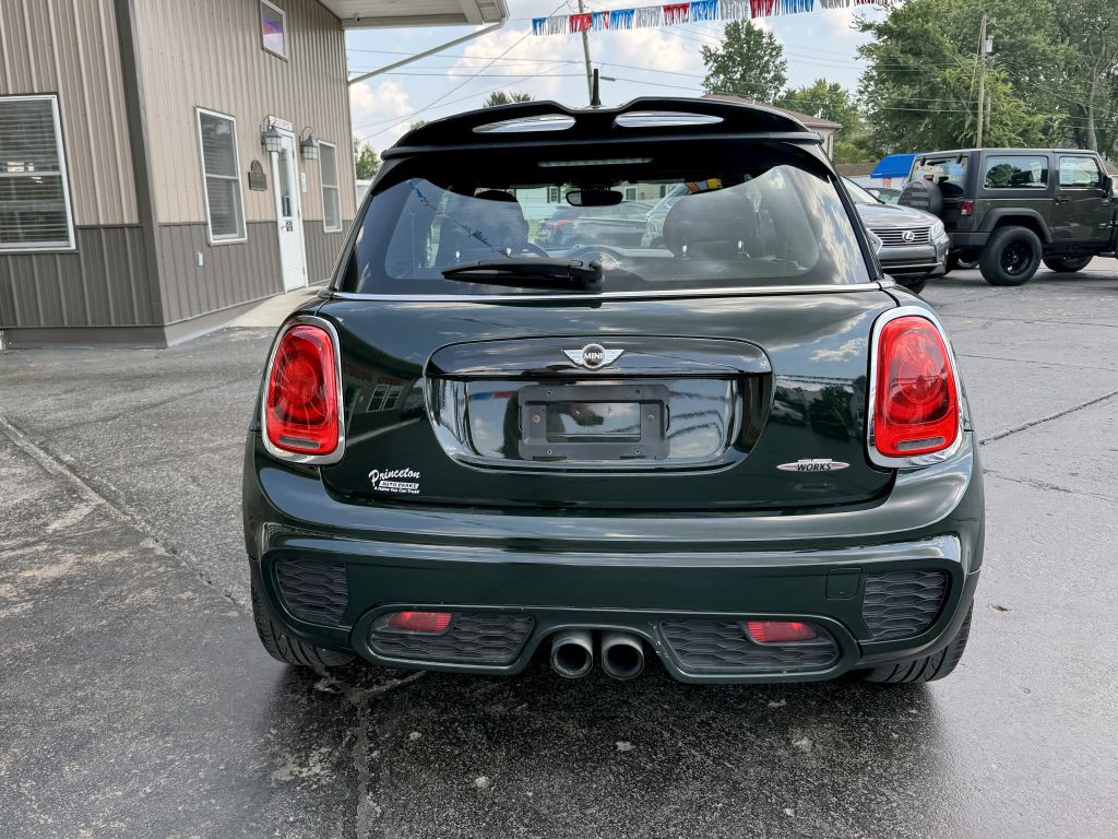2017 MINI Cooper Image 7