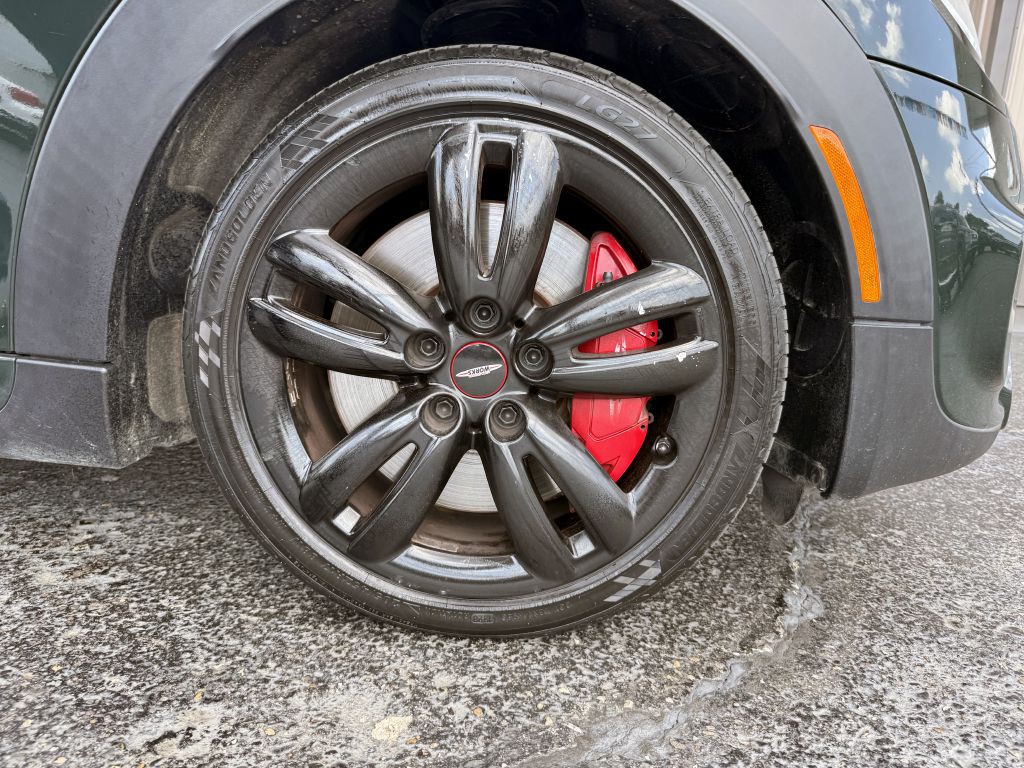 2017 MINI Cooper Image 27