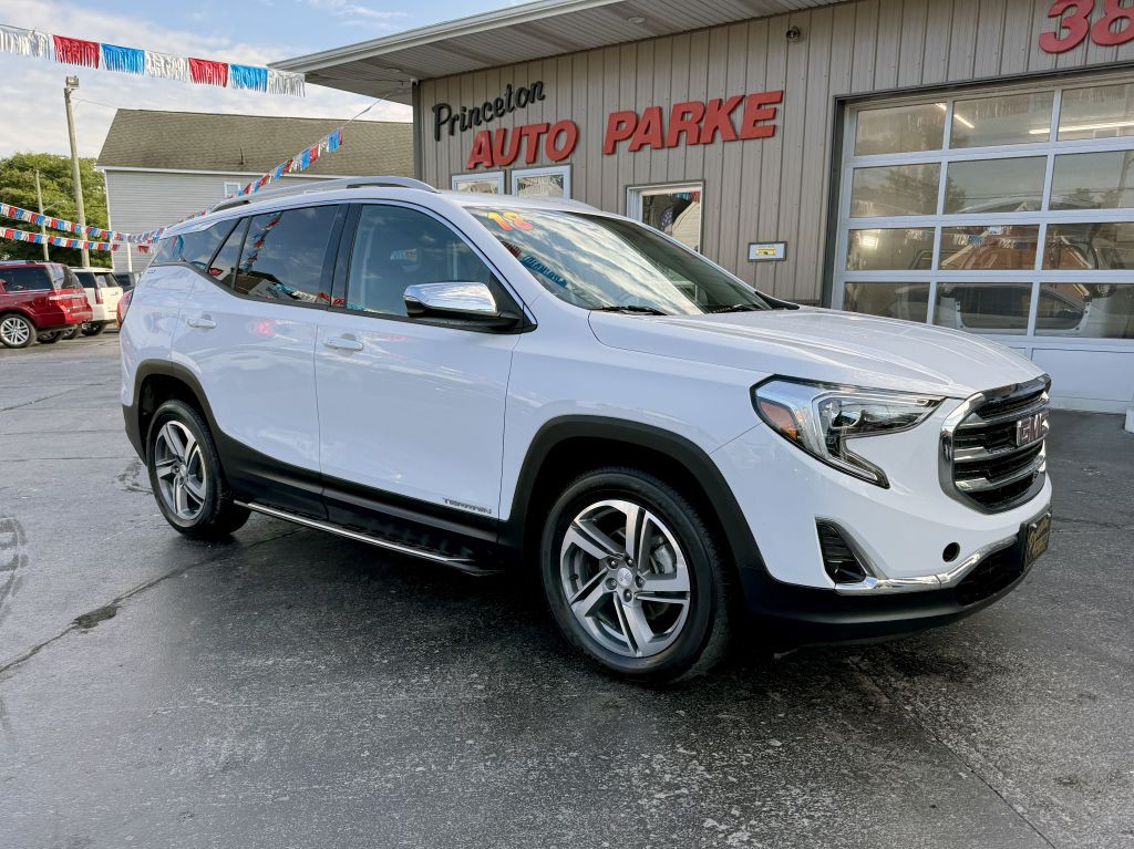 2018 GMC Terrain Image 2