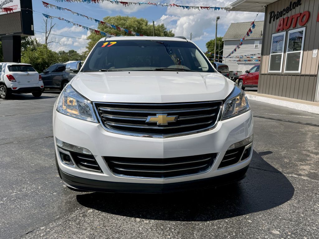 2017 Chevrolet Traverse Image 3