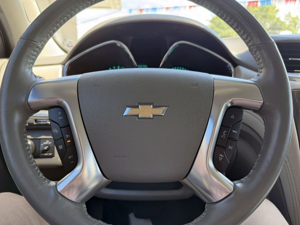 2017 Chevrolet Traverse Image 15