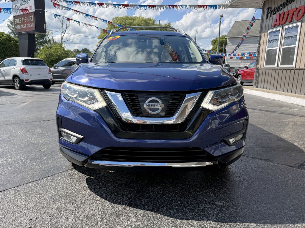 2017 Nissan Rogue Image 3