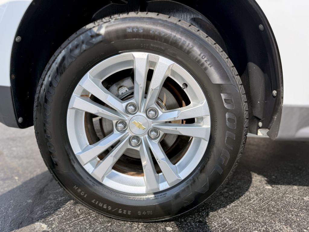 2011 Chevrolet Equinox Image 24