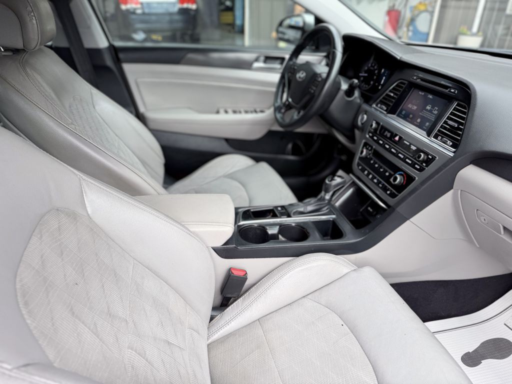 2017 Hyundai Sonata Image 11