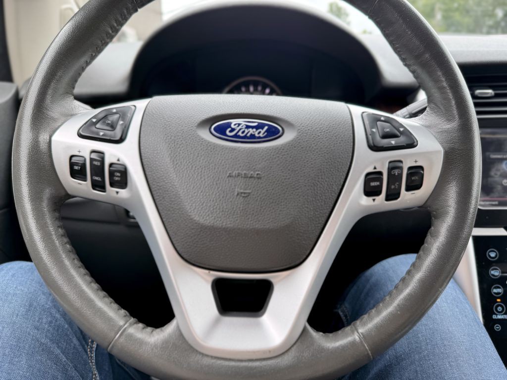 2011 Ford Edge Image 13