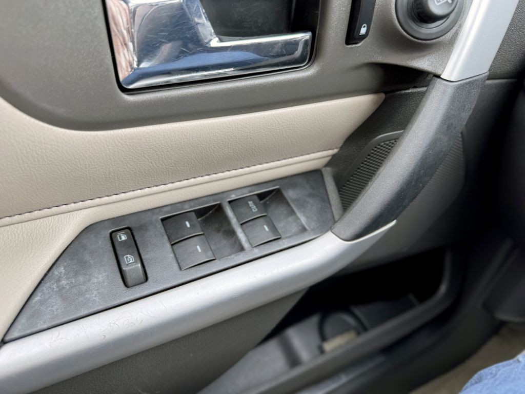 2011 Ford Edge Image 20