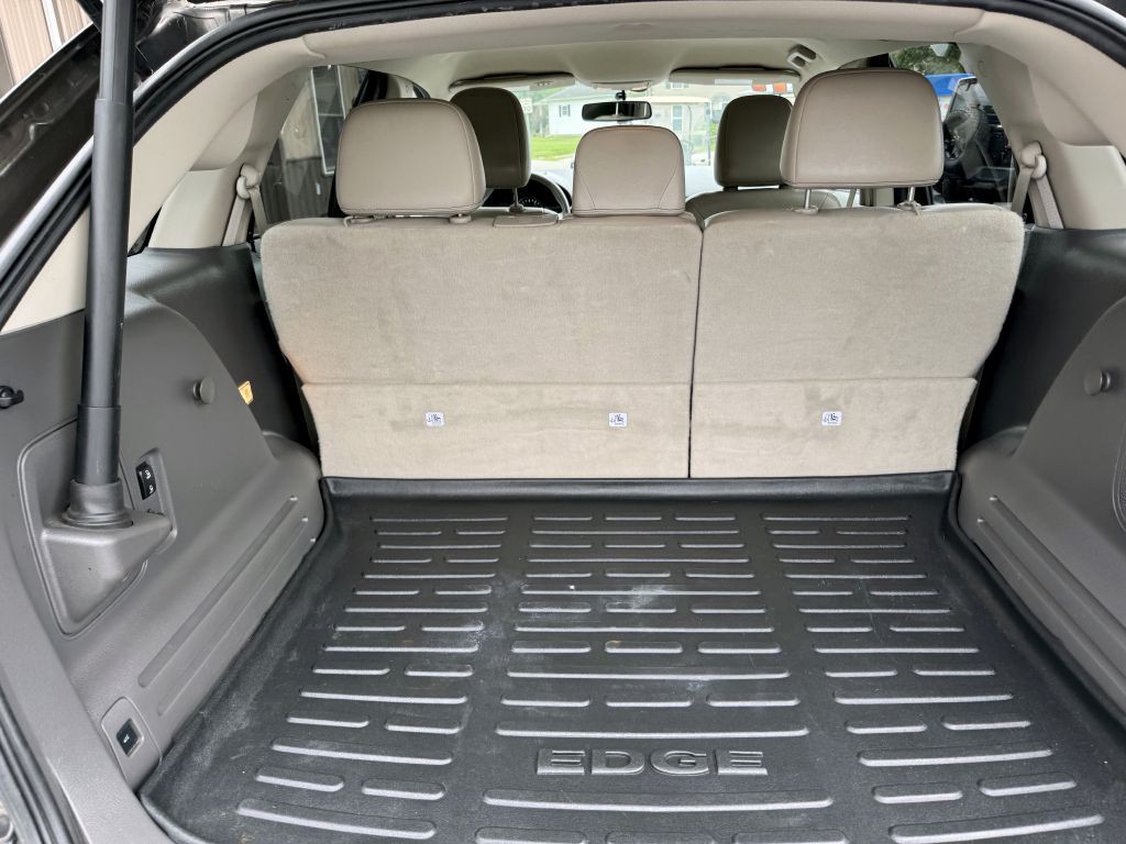 2011 Ford Edge Image 23