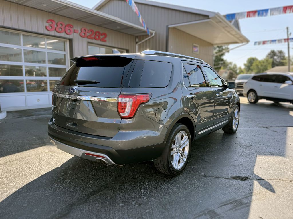 2017 Ford Explorer Image 8
