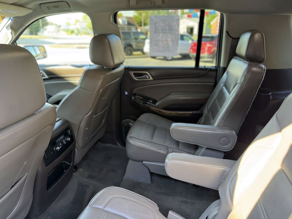 2016 GMC Yukon Image 10