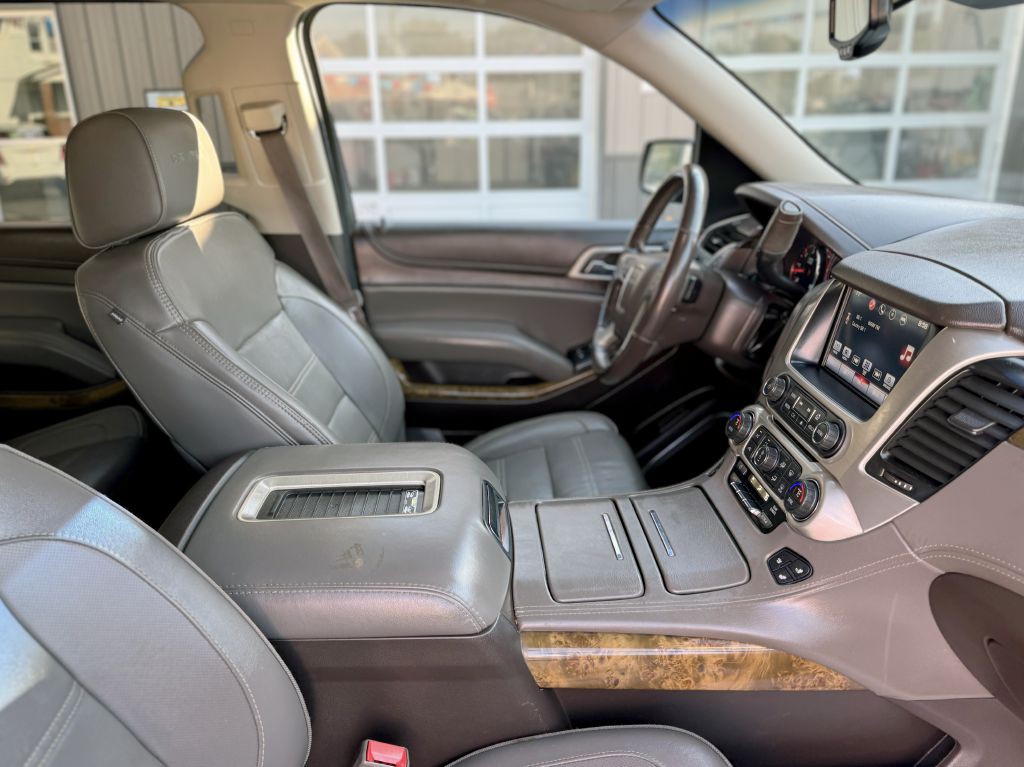 2016 GMC Yukon Image 11