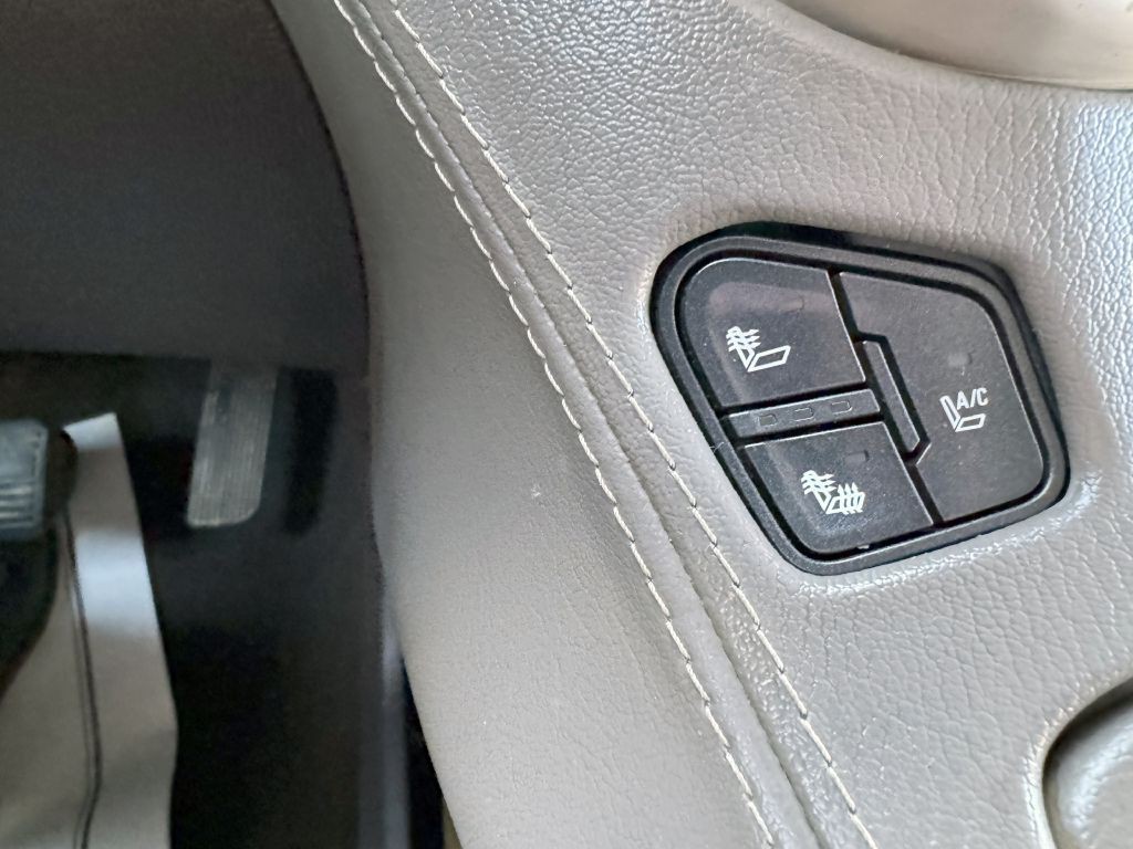2016 GMC Yukon Image 21