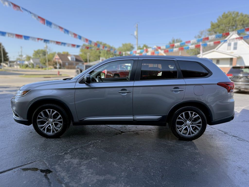 2018 Mitsubishi Outlander Image 5