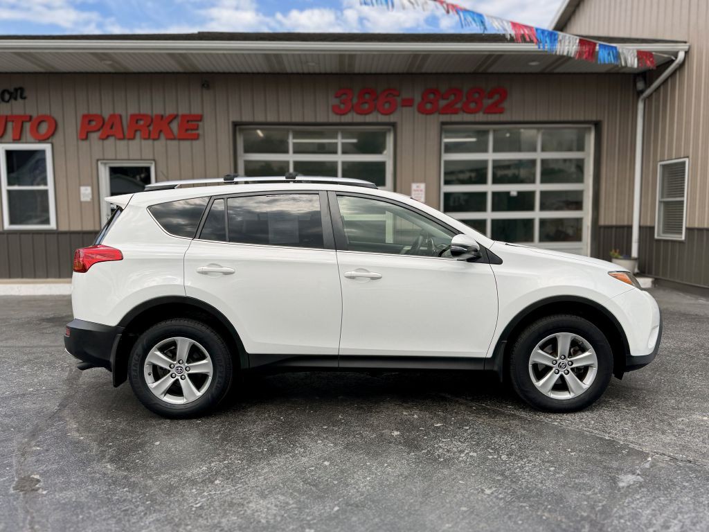 2015 Toyota Rav4 Image 1