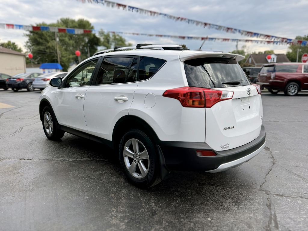 2015 Toyota Rav4 Image 6