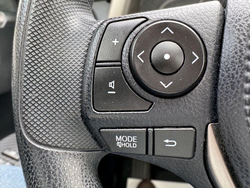 2015 Toyota Rav4 Image 18