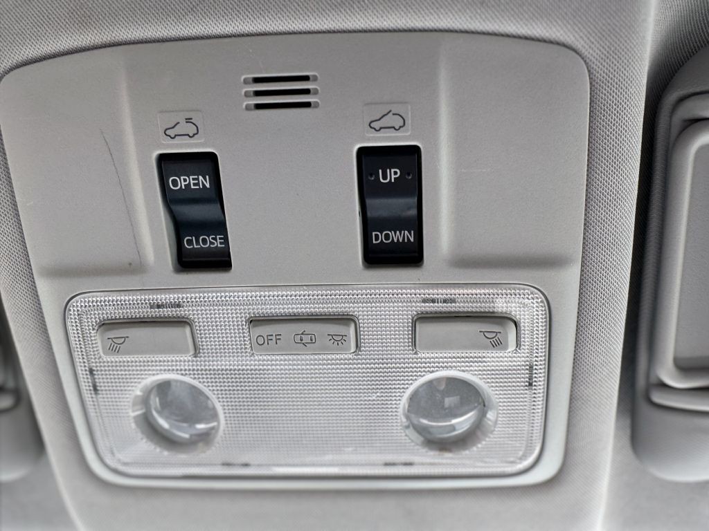 2015 Toyota Rav4 Image 25