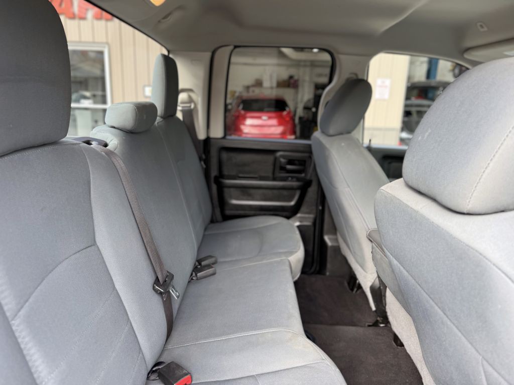 2018 RAM 1500 Image 12