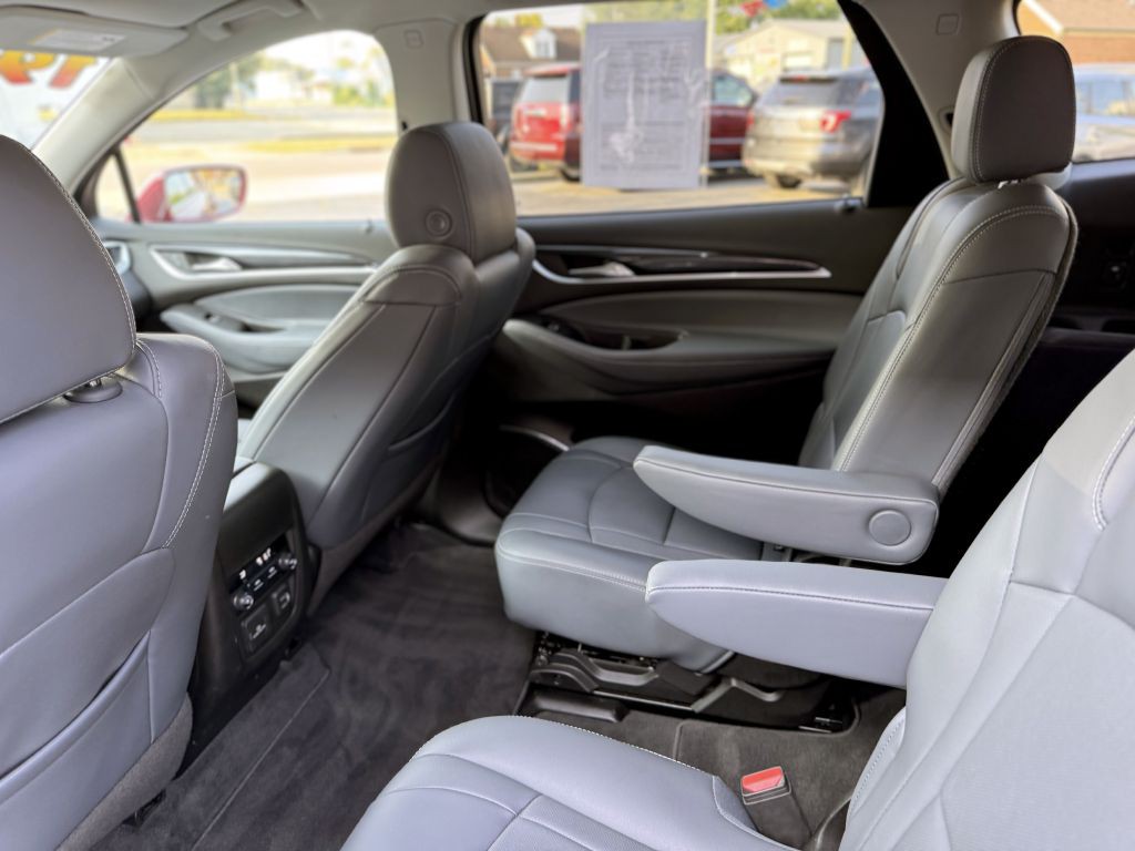 2019 Buick Enclave Image 10