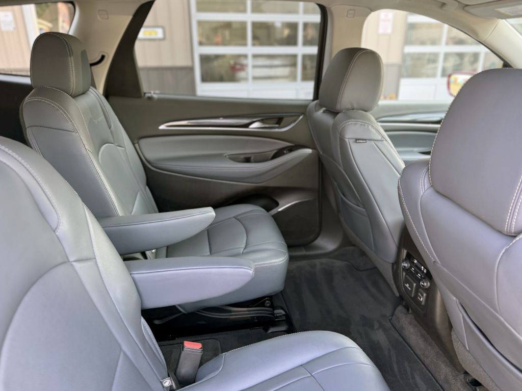 2019 Buick Enclave Image 13