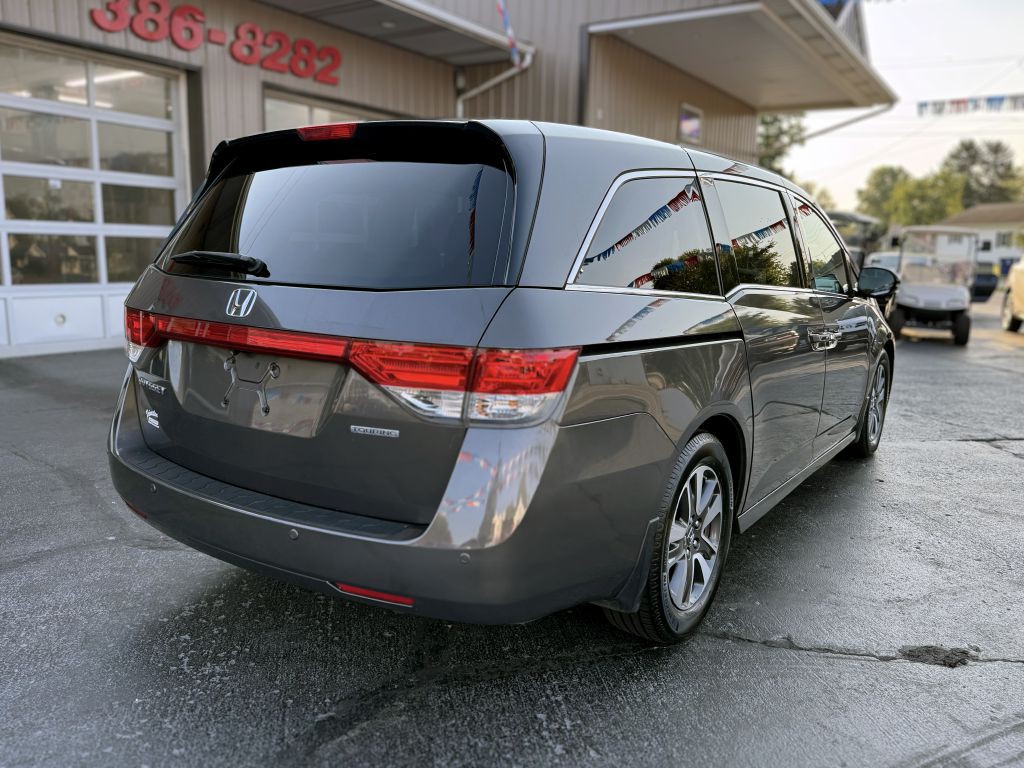 2015 Honda Odyssey Image 8